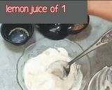 A picture of step 1 of Sour sauce.