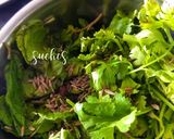 A picture of step 1 of Minty Upma.