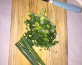 Foto langkah ke 3 dari resep Ayam tepung daun bawang.