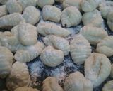 Foto del paso 4 de la receta: Ñoquis de puré de papa instantáneo🍠🍠