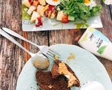 Hình bước làm 5 của món Eat clean- bữa trưa với Salad trứng luộc sốt pho mai và bánh mì ngũ cốc bơ lạc
