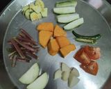 A picture of step 2 of Parshe Fish curry.