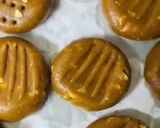 A picture of step 6 of Peanut 🥜 Butter 🧈 Cookies.