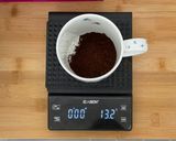 A picture of step 2 of Kopi Tubruk.