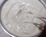 Foto langkah ke 3 dari resep Bolu Ketan Hitam Keju Lumer.