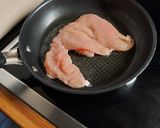 Foto del paso 4 de la receta: Pechuga de Pollo en Salsa de Tomate