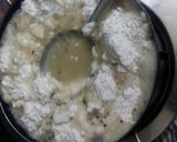 A picture of step 3 of Rice flour upma.