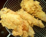 Foto langkah ke 8 dari resep Fried Chicken dijamin keriting.