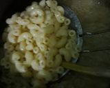 Foto langkah ke 1 dari resep Mac n cheese sederhana.