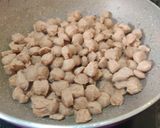 A picture of step 4 of CREAMY SOYA CURRY...