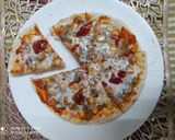 पिज़्ज़ा विथ होम मेड सॉस (pizza with homemade sauce recipe in Hindi) रेसिपी चरण 9 फोटो