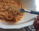 صورة لخطوة 5 من وصفة معكرونة بصلصة الطماطم و الجبن🧀🍅🍝