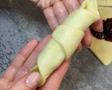 Фото кроку 3 до Пісні рогалики з вишнею 🍒.