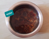 A picture of step 1 of Tamarind dates chutney.