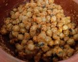 A picture of step 8 of Amritsari Pindi Chole.