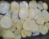 A picture of step 1 of Baked Cod Fillets with Potatoes.