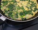 Foto langkah ke 2 dari resep Omelet Sayur Tanpa Minyak.