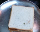 A picture of step 4 of Vegetable Bombay Sandwich.