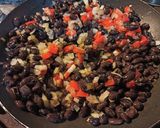 Foto del paso 1 de la receta: Arepas dominó