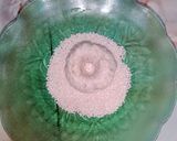 Foto langkah ke 3 dari resep Donat Pisang Wijen.