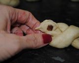 A picture of step 6 of Bird Shaped Bread.