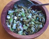 Foto del paso 3 de la receta: Ensalada de nopales con tomate verde