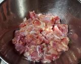 Foto langkah ke 2 dari resep Ayam Popcorn Goreng Bawang.
