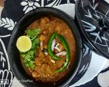 A picture of step 6 of Amritsari Chole with Amritsari Kulcha.