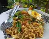 Foto langkah ke 8 dari resep Mie Goreng Nyemek.