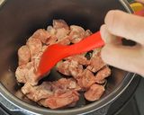 Foto del paso 2 de la receta: Guiso de ternera Slow Cook en olla Black Chef FussionCook