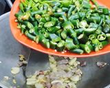 Foto langkah ke 1 dari resep Sambal Hijau Padang.