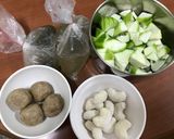 👩🏻‍🍳絲瓜丸子海帶湯的食譜步驟1照片