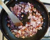 Sajtkrémes-baconos csirkemell rozmaringos édesburgonyával recept fázis 3 fotója