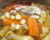 Csirke húsleves gazdagon! recept fázis 2 fotója