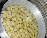 A picture of step 4 of Danwake from scratch.