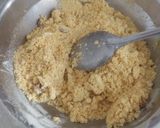 A picture of step 3 of Moong dal ke ladoo.