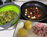 Foto del paso 4 de la receta: Judías verdes rehogadas con encuentros