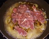 Foto langkah ke 5 dari resep Yoshinoya Beef Bowl (Gyudon) ~ Halal Version.