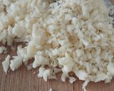 Foto del paso 7 de la receta: 🍰 Bizcocho salado de queso 🧀 azul, Edan, aceitunas 🫒y pimientos