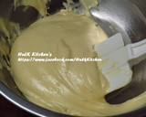 A picture of step 5 of Vanilla Muffins with Strawberry Cream Cheese Sauce.