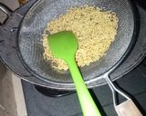 Foto langkah ke 1 dari resep Mie Sarang Burung dgn Lauk Telur Orak-arik/Ayam Cincang.