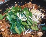 Foto langkah ke 6 dari resep Mie Goreng Seafood ala Resto Chinese Food.