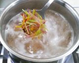 A picture of step 1 of Mango seviyan.