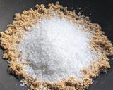 A picture of step 3 of Sooji Halwa.