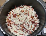 Foto del passaggio 4 della ricetta Risotto con mirtilli e speck