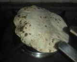 A picture of step 1 of Chapati Roll.