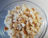 Foto del paso 1 de la receta: Migas extremeñas con huevo frito 🍳