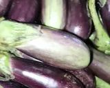 A picture of step 1 of Stuffed Eggplant.