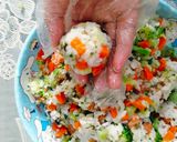 Foto langkah ke 7 dari resep 🌈🍙Rainbow Vegetable Jumeokbap (rice balls) | bola nasi kepal pelangi/warna-warni.