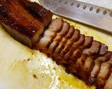 Hình bước làm 4 của món Thịt xá xíu BBQ sốt tương đen